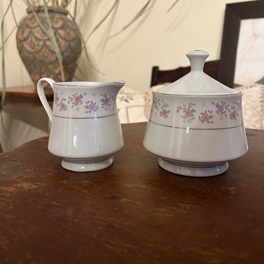 H 9 fine china